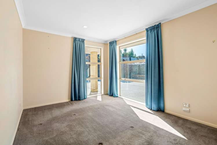 45 Whitehaven Street Lawrence_13