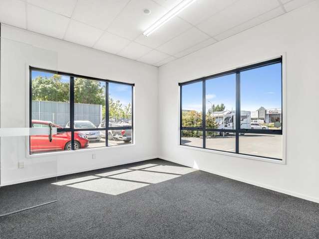 2/8 Homersham Place Burnside_2