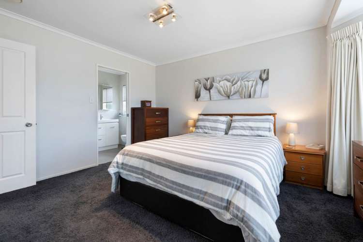 12 John Lister Close Golflands_10