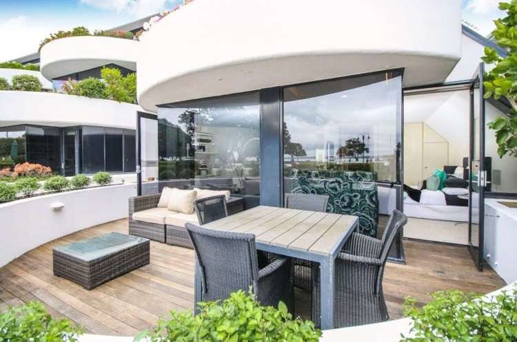 2/43 Tamaki Drive Mission Bay_4