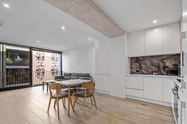 1/3 Vinegar Lane 10031_5