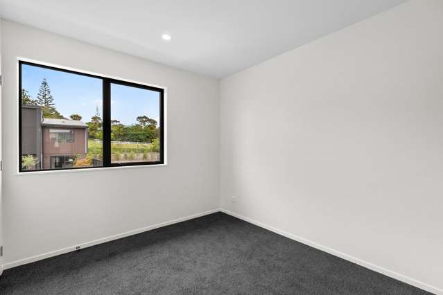 14 Selo Street Glen Eden_4