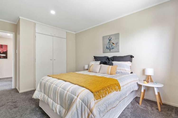 103p Glengarry Road Glen Eden_14