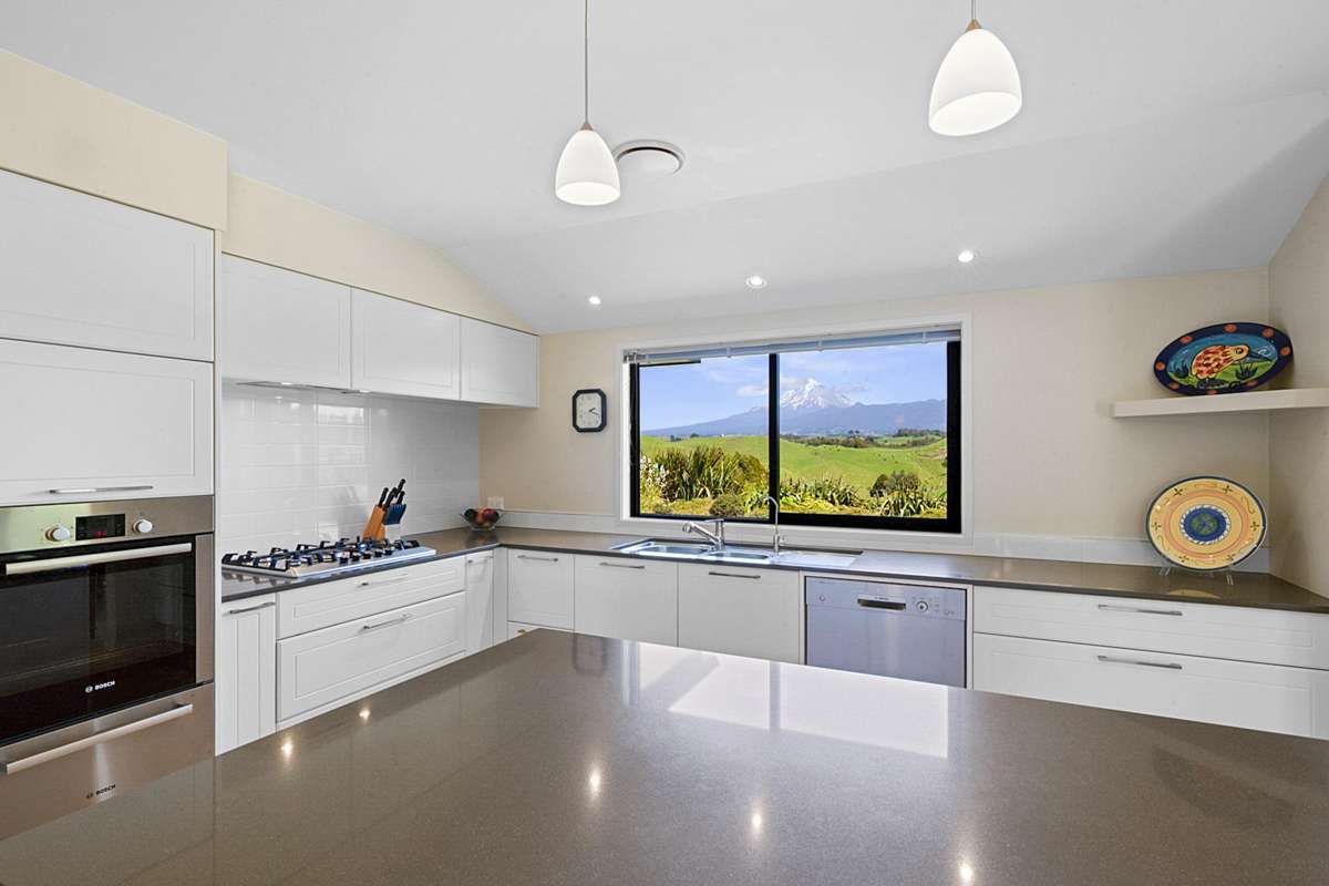 25 Eva Road_1