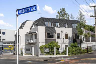1C Roberta Avenue_2