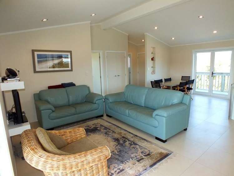 167 The Fairway Matarangi_6