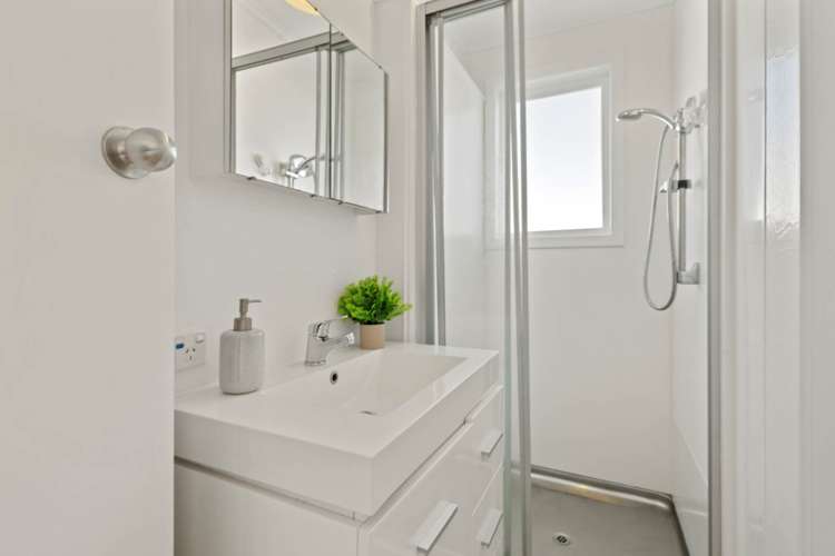 1/66 College Road Northcote_15