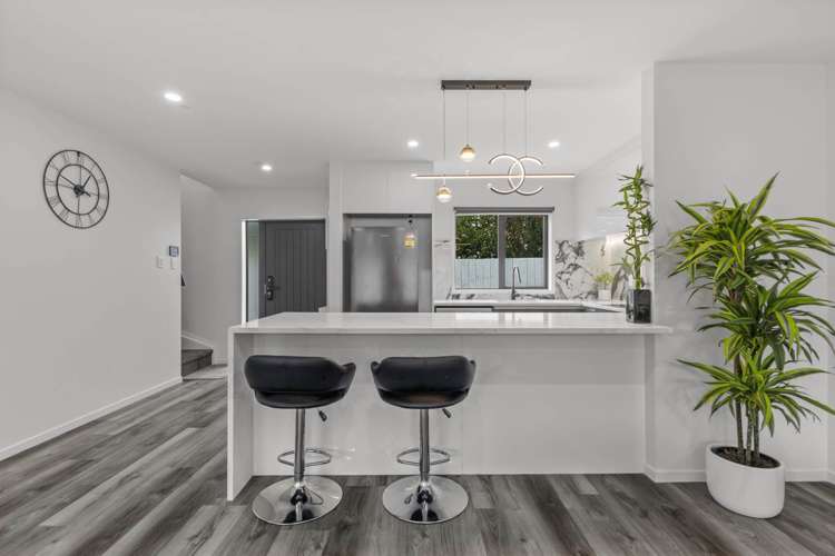 2/7 Gambare Place Wattle Downs_2