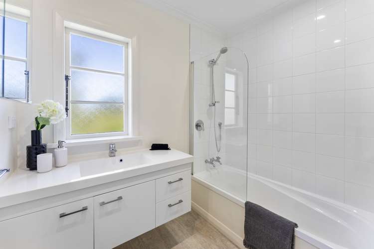 9 Rosehaugh Avenue Karori_18