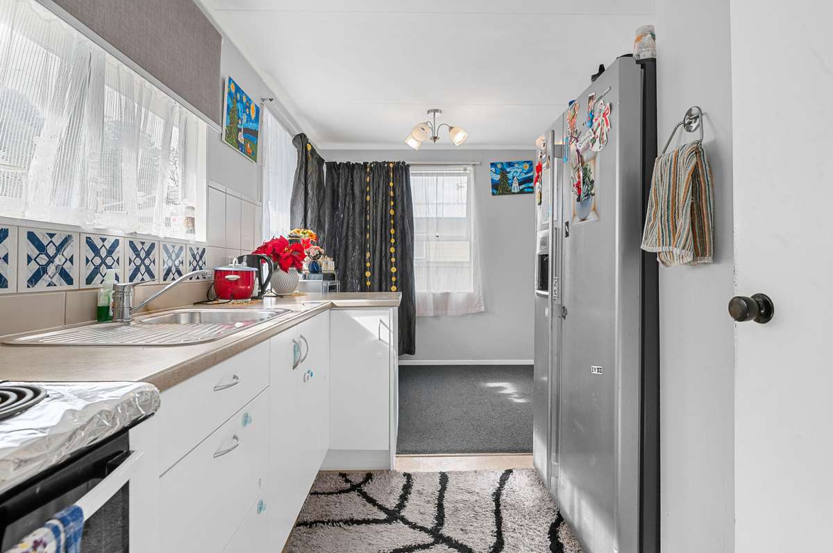 424 Kahikatea Drive_1