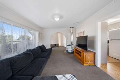 39 Burbank Avenue_3