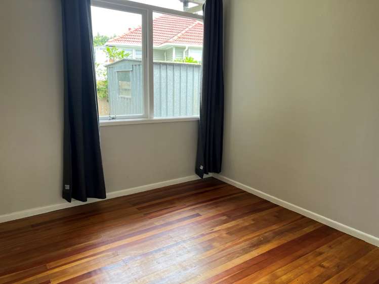 60 Erima Avenue Point England_13