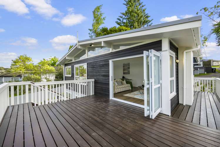 27 Caronia Crescent Lynfield_46