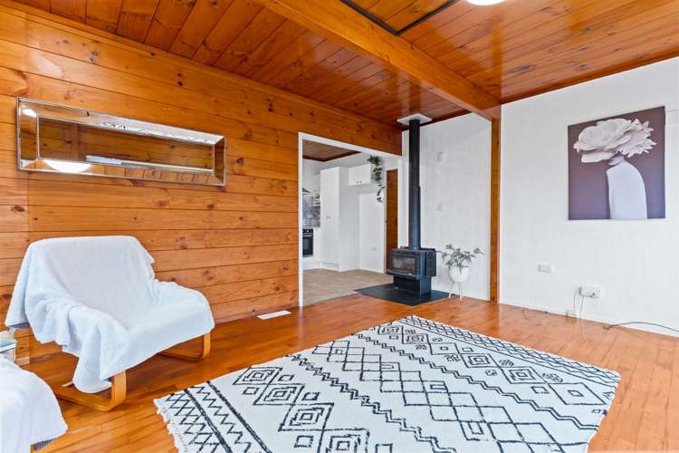 323 River Road Kawerau_12