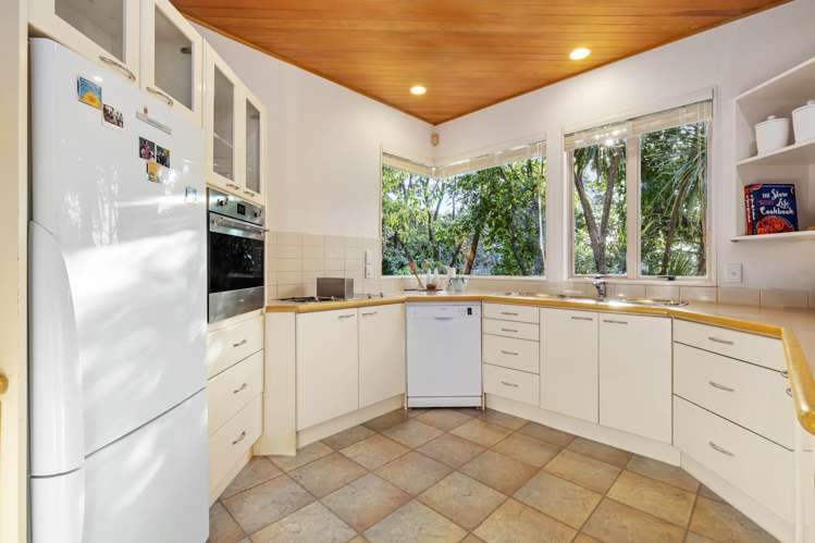 15a Odin Place Beach Haven_35