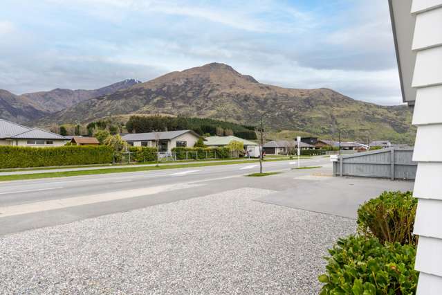 37 Jones Avenue Lower Shotover_4
