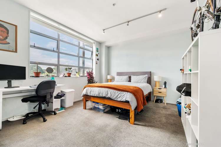 303/20 Hanson Street Mount Cook_5