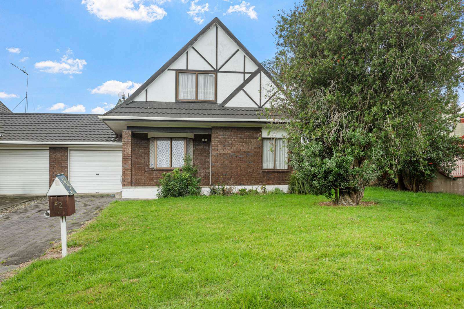 2/2 Photinia Place Botany Downs Manukau City Houses for Rent