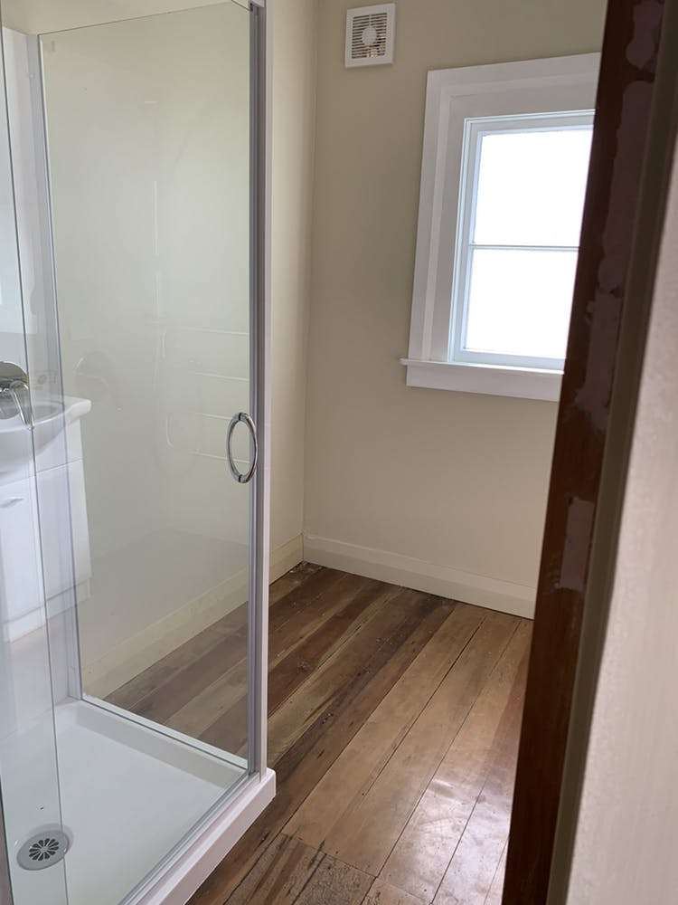 805 Queen Street West Saint Leonards_8