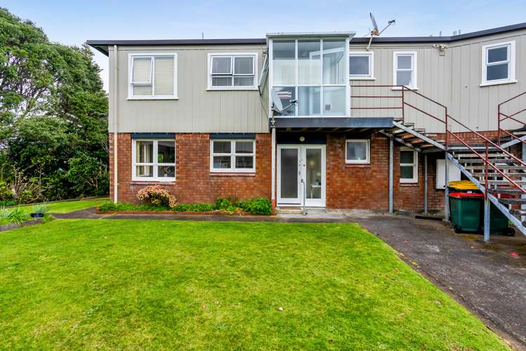 2/53 Young Street New Plymouth Central_19