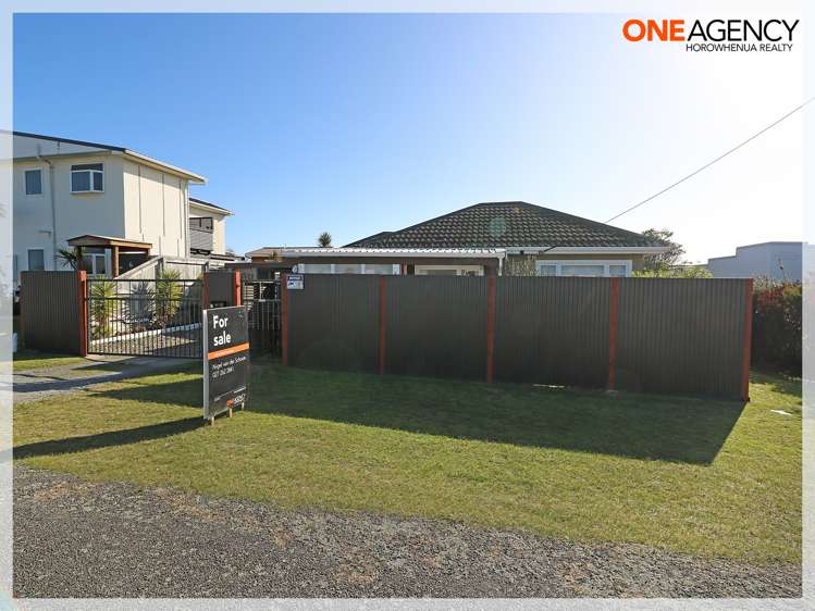 8 Huia Street Foxton Beach_5