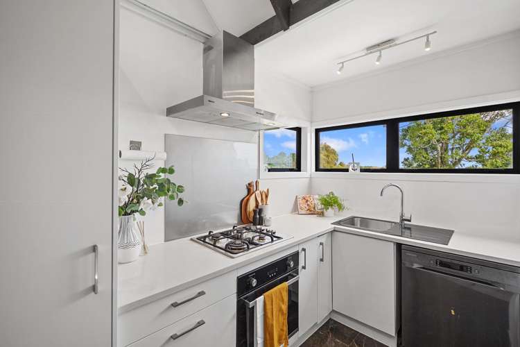 35 Pluto Place Beach Haven_6