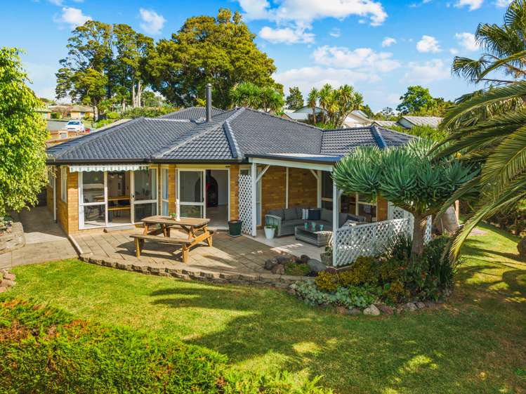 11 Bush Haven Drive Kamo_4