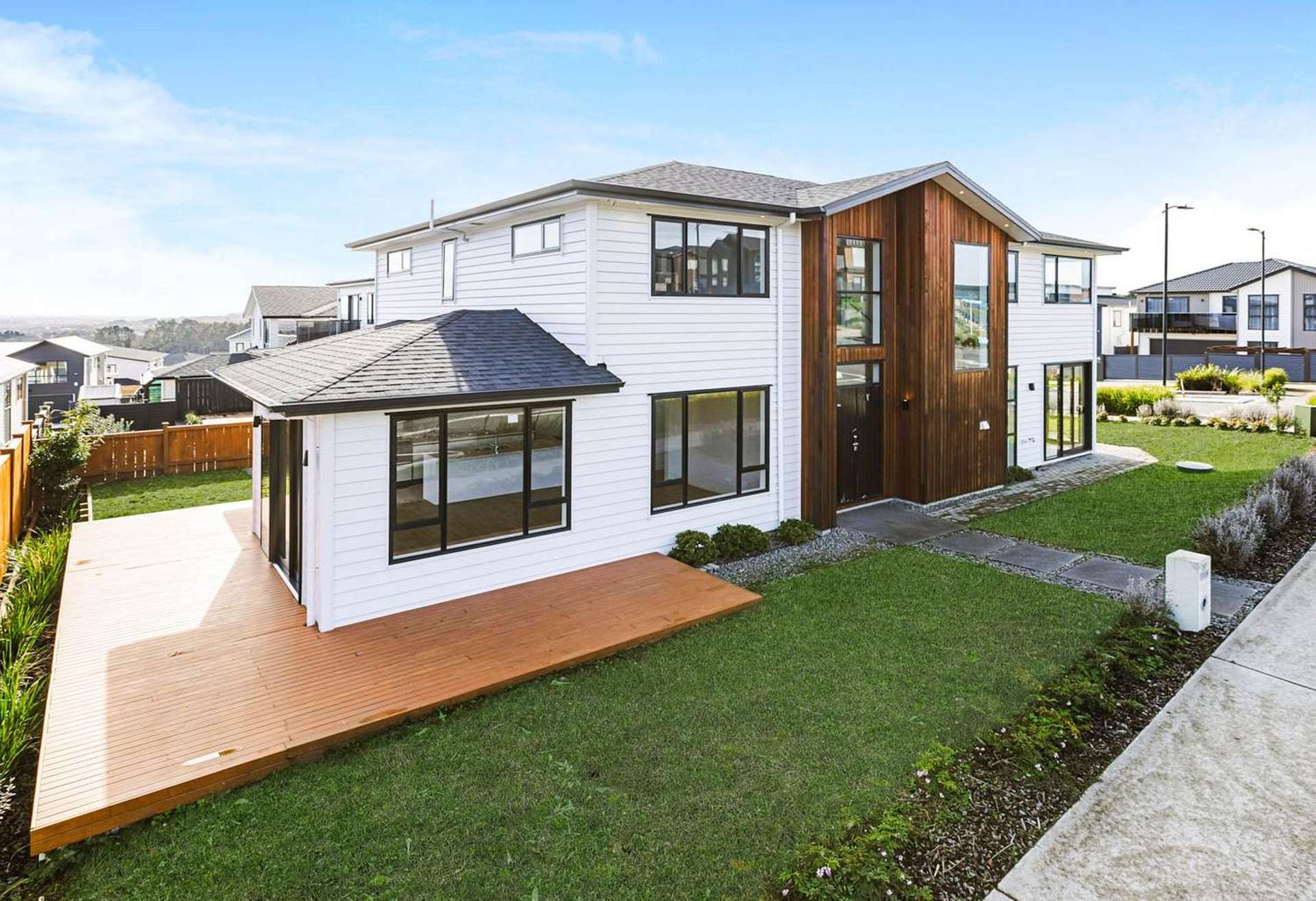 347 Flat Bush School Road Flat Bush_0