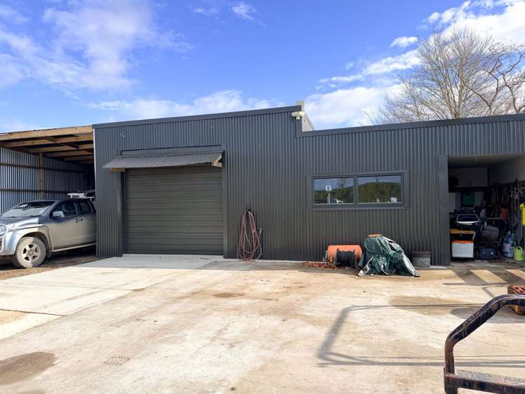 2277 Lake Road Frasertown_13