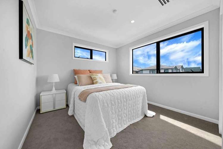 76 Koromeke Street Flat Bush_11