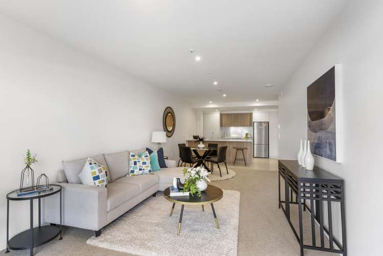 13/17 Link Crescent Stanmore Bay_11