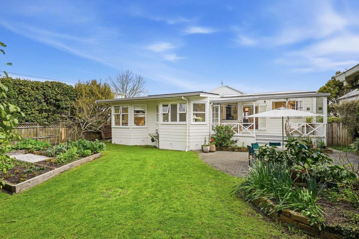 6 Henley Road_2