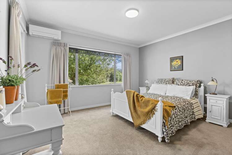 7 Rexwood Estate Carterton_15