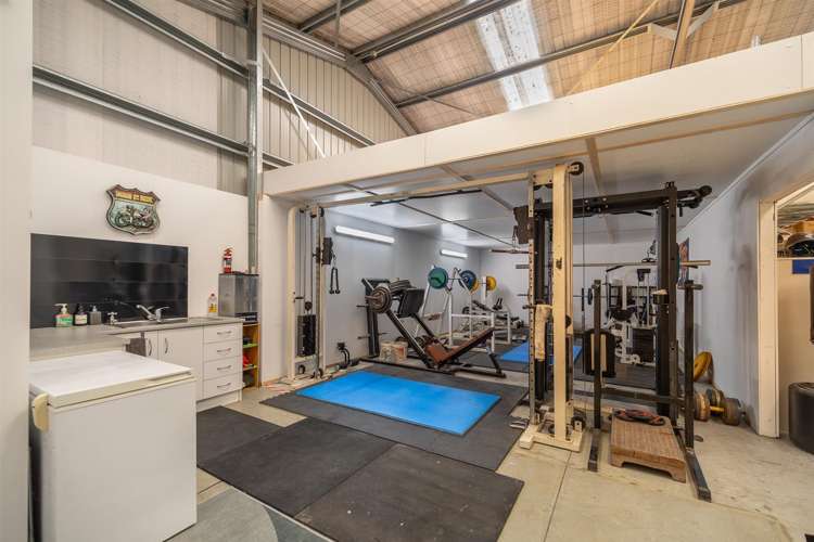 583 State Highway 16 Kumeu_40