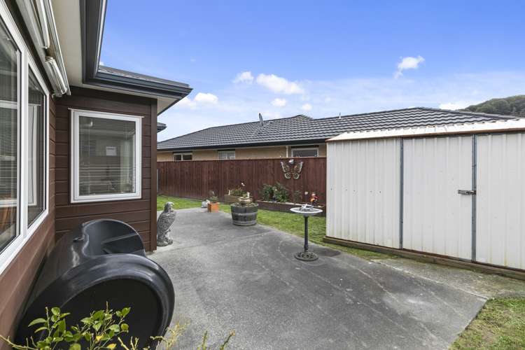 6 Sun Valley Grove Wainuiomata_14