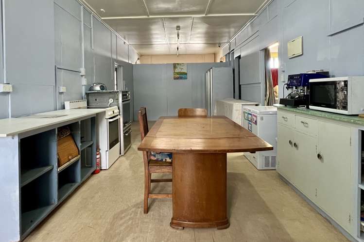 56 McGill Street Waimangaroa_12