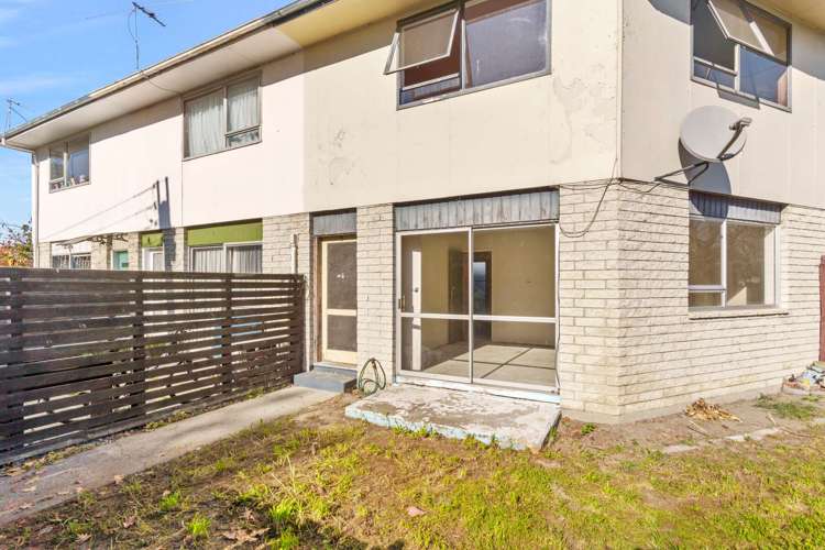 3/14 Church Square Addington_15