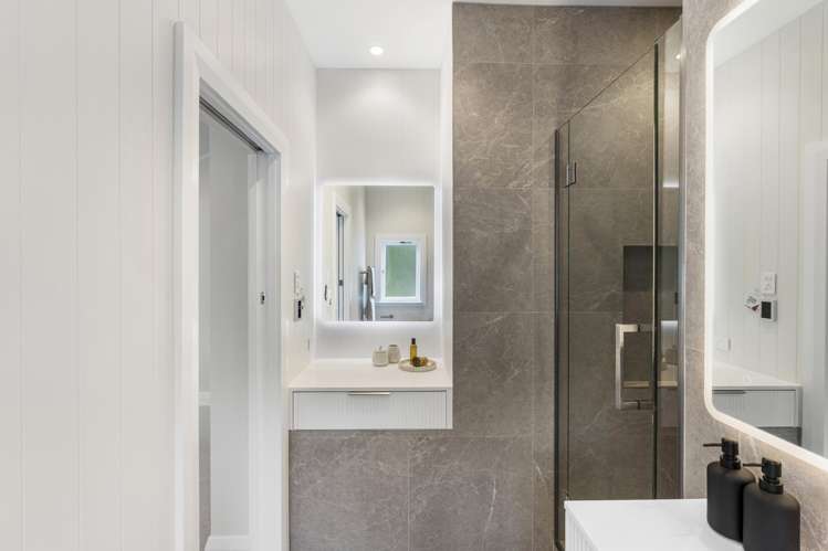 9 Seascape Road Remuera_17