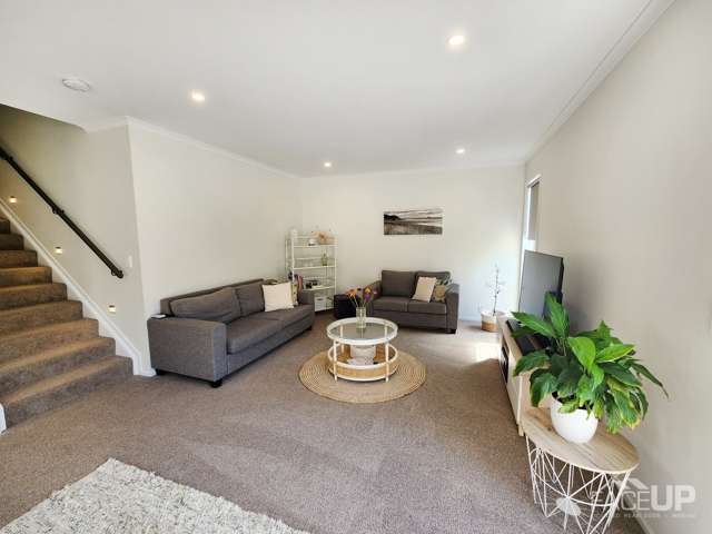 2 Waimoana Close Massey_3