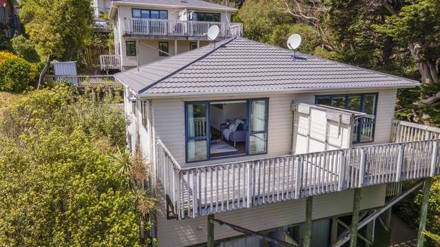 28c Ronald Woolf Place Churton Park_1