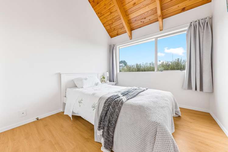 1/10 Taiere Terrace Onehunga_9