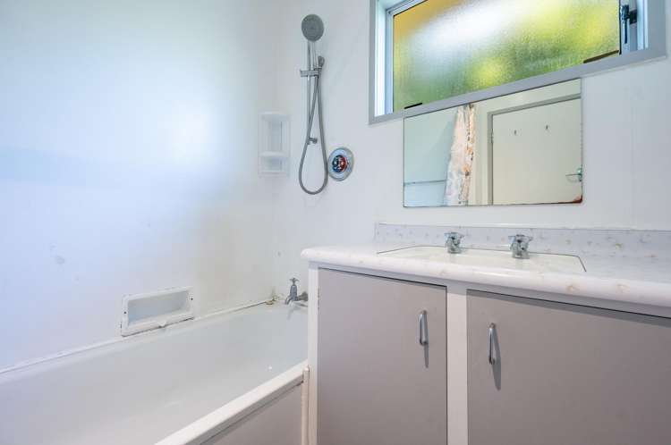 2/107 Parkers Road Tahunanui_11