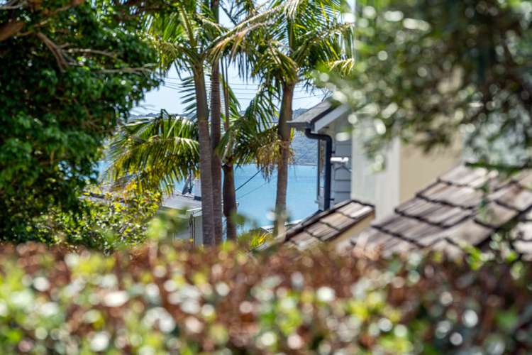 2/12 Maleme Avenue Belmont_11