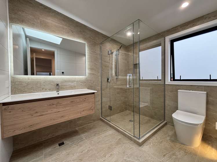 2/6 Sorrel Crescent Bucklands Beach_13