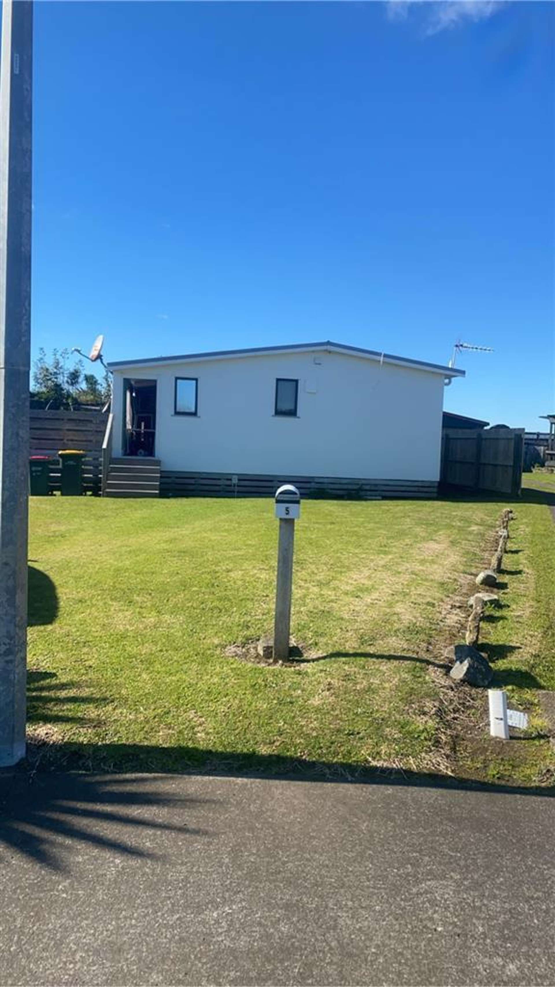 5 Tauranga Place Waitara_0