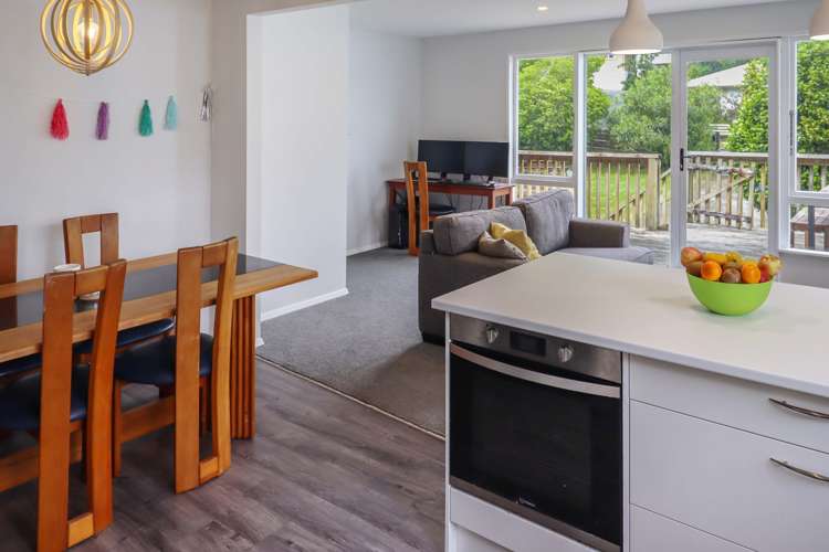 15 James Grove 1350_3