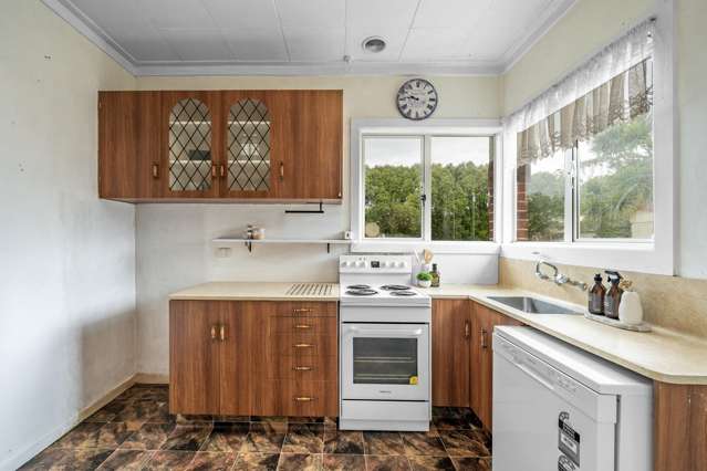 16 Fox Street Avenal_4