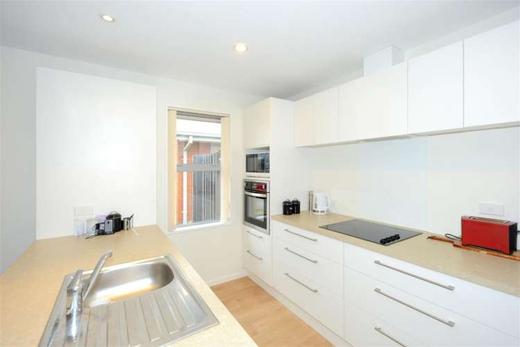 9/212 Lyttelton Street Spreydon_1