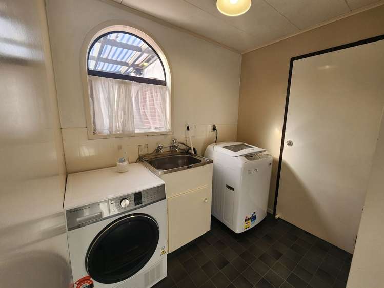 2 Heatherlea Street Outer Kaiti_14