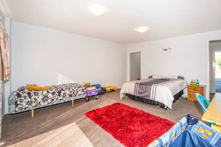 6 Eden Place Pukekohe_20